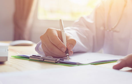 Wissenschaft zu Gedächtnis und Gehirn Professor schreibt ein Protokoll