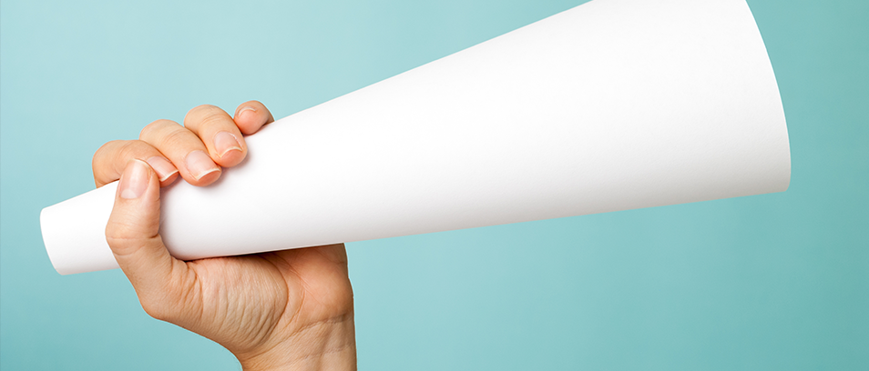 Megaphone in der Hand